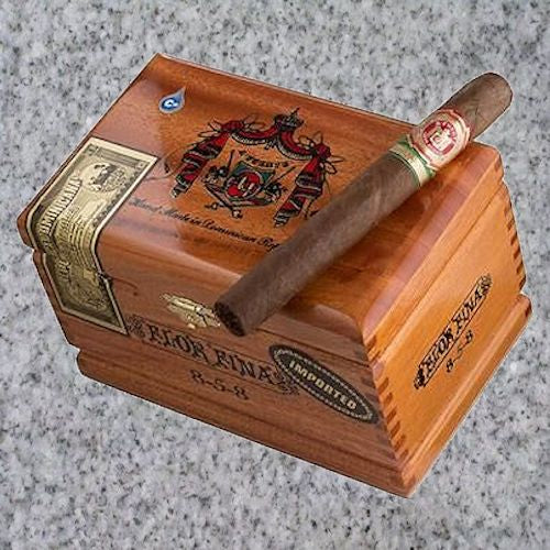 Arturo Fuente: 8-5-8 MADURO - 4Noggins.com