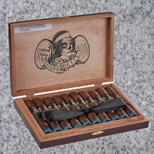 Drew Estate: DEADWOOD &quot;FAT BOTTOM BETTY&quot; ROBUSTO (5&quot; X 54) BOX OF 10