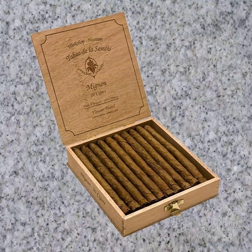 Tabac Manil: MIGNON  (3.5&quot; x 22) Box of 20